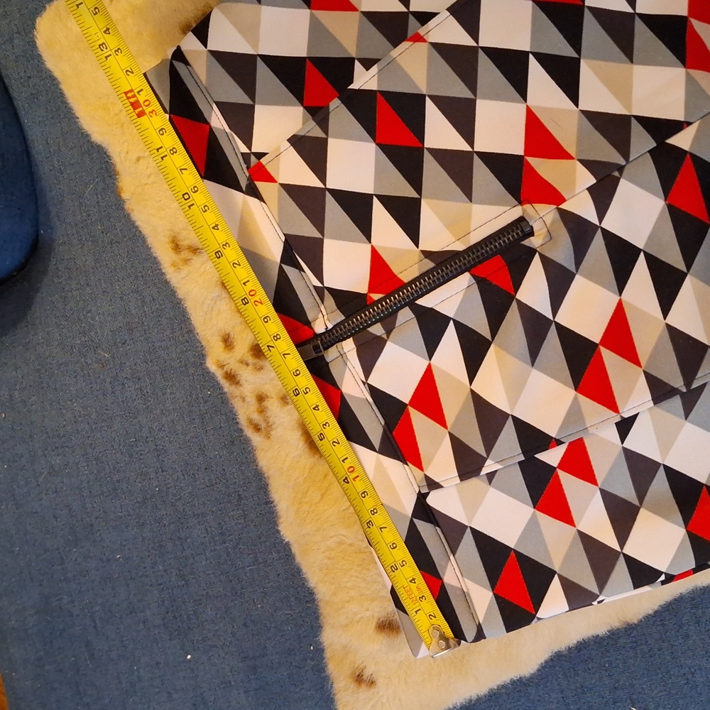 Geometric shorts - Picture 6 of 7